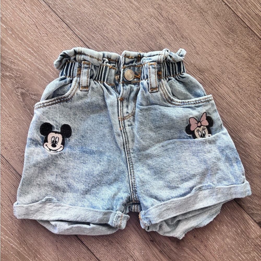 Zara Blue Denim Shorts with Distressed Detailing